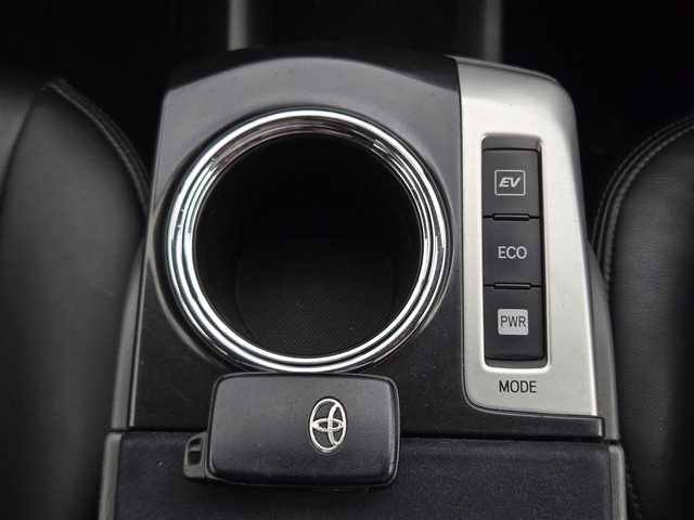 トヨタ プリウス α S Lセレクション 鹿児島県 2013(平25)年 14.8万km ホワイトパールクリスタルシャイン モデリスタエアロ　/社外ＳＤナビ（ＮＸ６１２）　/バックカメラ　/フルセグテレビ　/Ｃｌａｚｚｉｏレザーシートカバー　/前後コーナーセンサー　/プッシュスタート／スマートキー　/車両接近通報装置/エアバッグ(W+サイド)/カーテンエアバッグ/ハロゲンヘッドライト