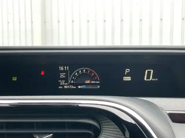 トヨタ アクア G GRスポーツ 熊本県 2018(平30)年 9.1万km ブラックマイカ 純正ナビ/・AM/FM/CD/SD/USB/HDMI/BT/・フルセグTV/バックカメラ/トヨタセーフティセンス/・プリクラッシュセーフティ/・レーンディパーチャーアラート/・先行車発進お知らせ機能/・オートマチックハイビーム/クルーズコントロール/車両接近通報装置/純正ドライブレコーダー/ETC2.0/革巻きステアリング/・ステアリングリモコン/オートライト/・フォグランプ/・LEDライト/電動格納ミラー/・ウィンカーミラー/ドアバイザー/ハーフレザーシート/純正フロアマット/純正アルミホイール/スマートキー