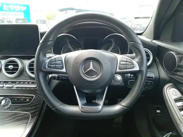 メルセデス・ベンツ Ｃ２００ アバンギャルド AMGライン 福井県 2014(平26)年 4.9万km ポーラホワイト ワンオーナー車/純正18インチAW/本革シート/前席パワーシート/電動トランクリッド/パドルシフト/前後コーナーセンサー/クルーズコントロール/LEDヘッドライト/Rフォグ/バックカメラ/純正HDDナビ/フルセグテレビ/横滑り防止装置/盗難防止装置/アイドリングストップ/純正フロアマット/スマートキー