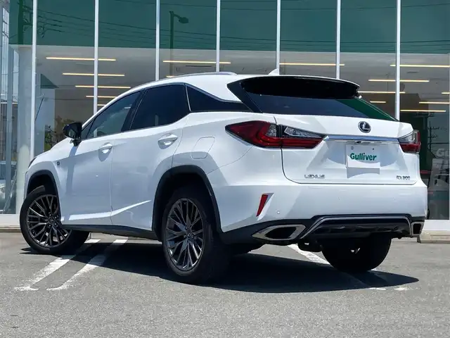 レクサス ＲＸ 300 Fスポーツ 静岡県 2017(平29)年 4.3万km パール エンジンスタートストップ/パワーステアリング/パワーウィンドウ/MTモード付きAT/100V充電/オートエアコン/クルーズコントロール/ETC2.0/USB入力端子/バックカメラ/純正ナビ（CD.DVD.BTフルセグ）/サンルーフ/電動リアゲート/ドライブレコーダー/純正フロアマット/純正アルミホイール/D席N席パワーシート/レザーシート/D席N席シートヒーター/D席N席エアシート/ルーフレール/ABS/横滑り防止装置/コーナーセンサー前後/オートライト/オートマチックハイビーム/LEDライト/W+サイドエアバック/衝突軽減システム/カーテンエアバック/ステアリングヒーター/ブラインドスポットモニター/リヤクロストラフィックアラート