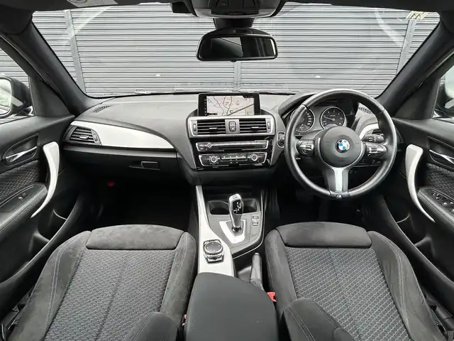 ＢＭＷ １１８ｄ Mスポーツ 茨城県 2016(平28)年 4万km 黒 後期型/インテリジェントセーフティ/レーンディパーチャーウォーニング/クルーズコントロール　/PDC /Bカメラ 　/純正ナビ /CD /DVD /BT /USB /ETC /LEDヘッドライト /ブラックグリル /Mスポーツブルーキャリパー /Mスポーツ18インチAW/禁煙車