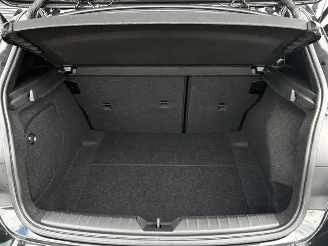 ＢＭＷ １１８ｄ Mスポーツ 茨城県 2016(平28)年 4万km 黒 後期型/インテリジェントセーフティ/レーンディパーチャーウォーニング/クルーズコントロール　/PDC /Bカメラ 　/純正ナビ /CD /DVD /BT /USB /ETC /LEDヘッドライト /ブラックグリル /Mスポーツブルーキャリパー /Mスポーツ18インチAW/禁煙車