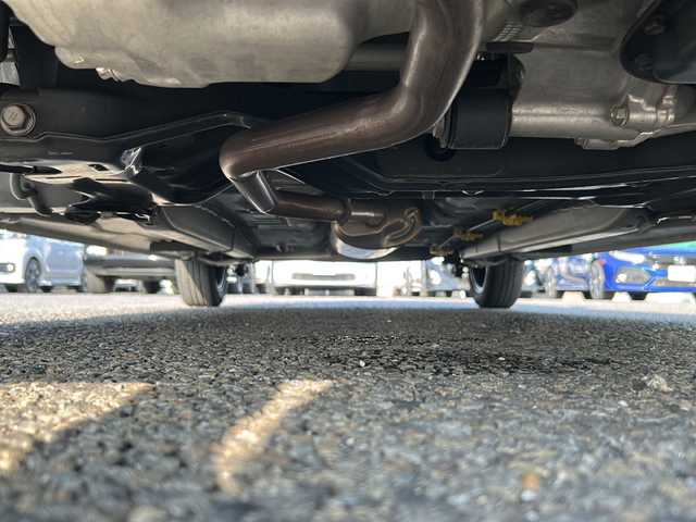 ダイハツ ムーヴ キャンバス G メイクアップ リミテッド　SAⅢ 岐阜県 2020(令2)年 3.1万km パールホワイトⅢ/スムースグレーマイカメタリック 2トーン 純正ナビ/フルセグテレビ/DISC/iPad/memorymusic/SD/HDMI/Bluetooth/FM/AM/ドライブレコーダー/両側パワースライドドア/横滑り防止機能/オートハイビーム/アイドリングストップ/プッシュスタート/スマートキー/純正マット/電動格納ミラー/アラウンドビゥーモニター/ドアバイザー/ETC