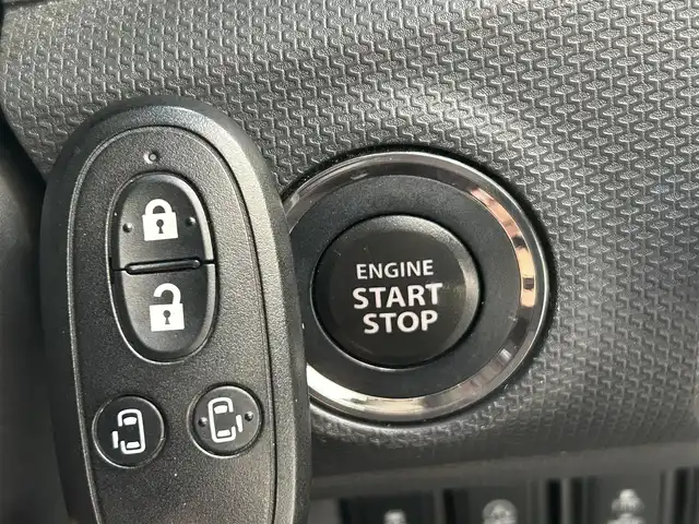 スズキ ソリオ バンディット DJE 愛知県 2015(平27)年 6.3万km コメットグリーン ワンオーナー/社外ナビ（AM/FM/CD/DVD/BT/フルセグTV）/両側パワスラ/バックカメラ/クルーズコントロール/ビルドインETC/純正アルミホイール/スマートキー/スペアキー×1/ステアリングスイッチ/電動格納ドアミラー/ドアバイザー