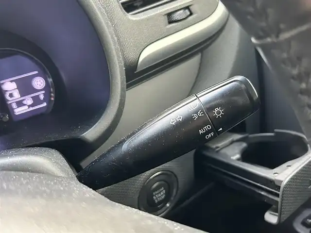 スズキ ソリオ バンディット DJE 愛知県 2015(平27)年 6.3万km コメットグリーン ワンオーナー/社外ナビ（AM/FM/CD/DVD/BT/フルセグTV）/両側パワスラ/バックカメラ/クルーズコントロール/ビルドインETC/純正アルミホイール/スマートキー/スペアキー×1/ステアリングスイッチ/電動格納ドアミラー/ドアバイザー