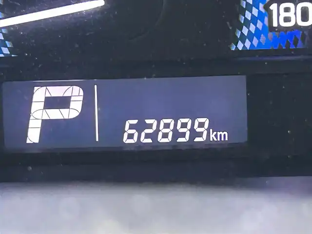 スズキ ソリオ バンディット DJE 愛知県 2015(平27)年 6.3万km コメットグリーン ワンオーナー/社外ナビ（AM/FM/CD/DVD/BT/フルセグTV）/両側パワスラ/バックカメラ/クルーズコントロール/ビルドインETC/純正アルミホイール/スマートキー/スペアキー×1/ステアリングスイッチ/電動格納ドアミラー/ドアバイザー