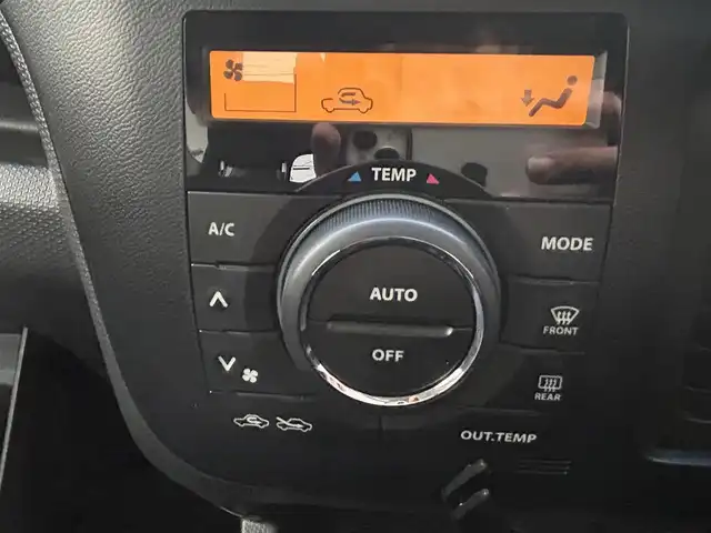 スズキ ソリオ バンディット DJE 愛知県 2015(平27)年 6.3万km コメットグリーン ワンオーナー/社外ナビ（AM/FM/CD/DVD/BT/フルセグTV）/両側パワスラ/バックカメラ/クルーズコントロール/ビルドインETC/純正アルミホイール/スマートキー/スペアキー×1/ステアリングスイッチ/電動格納ドアミラー/ドアバイザー