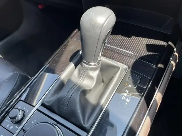 マツダ ＣＸ－３０ XD Lパッケージ 滋賀県 2019(令1)年 1.3万km ソウルレッドクリスタルM 純正８．８インチナビ(CD/DVD/USB/HDMI/フルセグ/Bluetooth)/全方位/ＢＯＳＥ/レザーシート/ＥＴＣ/LEDヘッドライト/電動リアゲート/シートヒーター/パワーシート/シートメモリ機能/追従クルコン/クリアランスソナー/前後ドライブレコーダー/オートライト/オートハイビーム/電子パーキング/オートホールドブレーキ/プッシュスタート/スマートキー