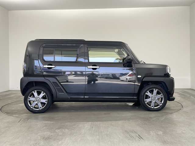 ダイハツ タフト G ターボ 兵庫県 2020(令2)年 1.9万km ブラックマイカメタリック ・社外8インチナビ（フルセグ・BT・CD・DVD・USB）/・スマートアシストIII/・衝突警報機能 (対車両・対歩行者)/・衝突回避支援ブレーキ機能 (対車両・対歩行者)/・車線逸脱警報機能/・誤発進抑制制御機能 (前方・後方)/・先行車発進お知らせ機能/・オートハイビーム/・レーダークルーズコントロール/・ガラスルーフ/・純正前後ドライブレコーダー/・シートヒーター/・バックカメラ/・ETC/・電動パーキングブレーキ/・ブレーキホールド/・ステアリングスイッチ/・アイドリングストップ/・LEDオートライト/・純正15インチアルミホイール/・純正フロアマット/・スマートキー/・スペアキー/・プッシュスタート