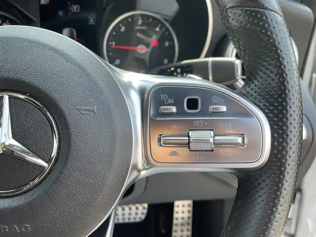 メルセデス・ベンツ Ｃ２２０ｄ アバンギャルド　AMGライン 滋賀県 2019(令1)年 4.3万km イリジウムシルバー レーダーセーフティパッケージ/黒革シート/前席シートヒーター/前席パワーシート/純正ナビ/・フルセグTV/BT/USB/バックカメラ/ACC/アクティブブレーキアシスト/LKA/BSM/衝突軽減ブレーキ/ドラレコ前後