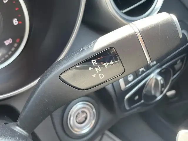 メルセデス・ベンツ Ｃ２２０ｄ アバンギャルド　AMGライン 滋賀県 2019(令1)年 4.3万km イリジウムシルバー レーダーセーフティパッケージ/黒革シート/前席シートヒーター/前席パワーシート/純正ナビ/・フルセグTV/BT/USB/バックカメラ/ACC/アクティブブレーキアシスト/LKA/BSM/衝突軽減ブレーキ/ドラレコ前後