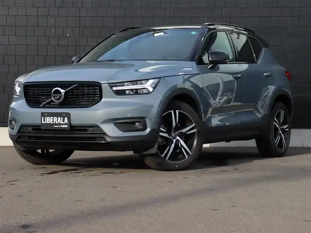 ボルボ ボルボ ＸＣ４０ B4 AWD Rデザイン 宮城県 2021(令3)年 2.8万km グレーⅡ ワンオーナー/純正ナビＴＶ/・フルセグ・ＵＳＢ・ＢＴ/３６０℃カメラ/パーキングアシスト/ハーマンカードンプレミアムサウンド/ハーフレザーシート/・左右パワーシート・Ｄ席メモリー機能付き/シートヒーター/ステアリングヒーター/パワーバックドア/アダプティブクルーズコントロール/インテリセーフ/・シティセーフティ/・レーンキーピングエイド/・ブラインドスポットアシスト/・クロストラフィックアラート/ドライブモードセレクト/社外ドライブレコーダー前後/ダイレクトルーフレール/オートハイビーム/オートブレーキホールド/カラーコード　７２８　サンダーグレーＭ
