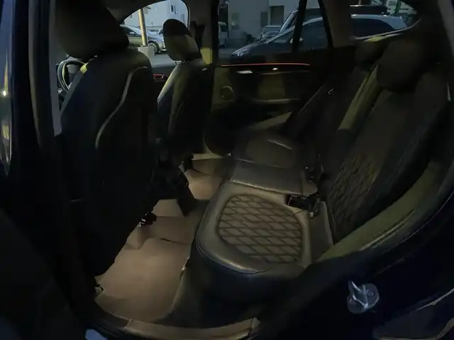 ＢＭＷ Ｘ１ 埼玉県 2016(平28)年 5万km 紺 インテリジェントセーフティ/ハーフレザーシート/純正ナビ/バックカメラ/パワーバックドア/LEDヘッドライト/純正18インチアルミ/PDC/ETC/プッシュスタート/スマートキー/保証書付整備手帳/取扱説明書