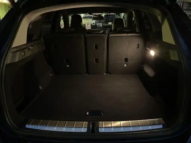 ＢＭＷ Ｘ１ 埼玉県 2016(平28)年 5万km 紺 インテリジェントセーフティ/ハーフレザーシート/純正ナビ/バックカメラ/パワーバックドア/LEDヘッドライト/純正18インチアルミ/PDC/ETC/プッシュスタート/スマートキー/保証書付整備手帳/取扱説明書