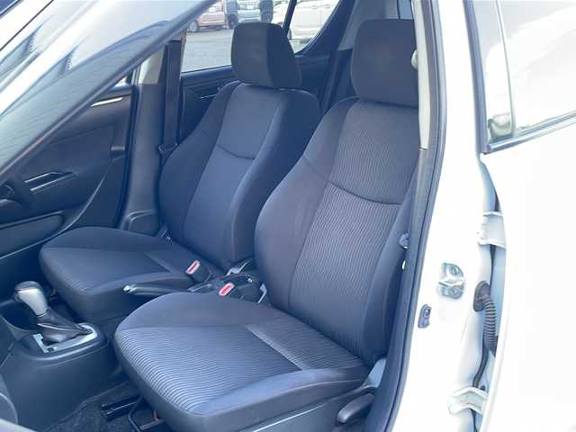 スズキ スイフト XG 富山県 2013(平25)年 5.9万km スノーホワイトパール 禁煙車/社外ＳＤナビ/バックカメラ/フルセグＴＶ/CD・DVD/純正フロアマット/ハロゲンヘッドライト/スマートキー/プッシュスタート/盗難防止装置/横滑り防止装置/電動格納ミラー/パワーウィンドウ