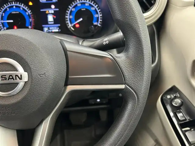 日産 デイズ X 鹿児島県 2021(令3)年 6.1万km ブラック 禁煙車　/ナビ　/エマージェンシーブレーキ　/バックカメラ　/横滑り防止　/先行者発進機能/標識認識機能/レーンキープアシスト　/前後コーナーセンサー　/前方ドライブレコーダー　/純正フロアマット　/オートライト　/オートマチックハイビーム　/ＥＴＣ/純正アルミホイール