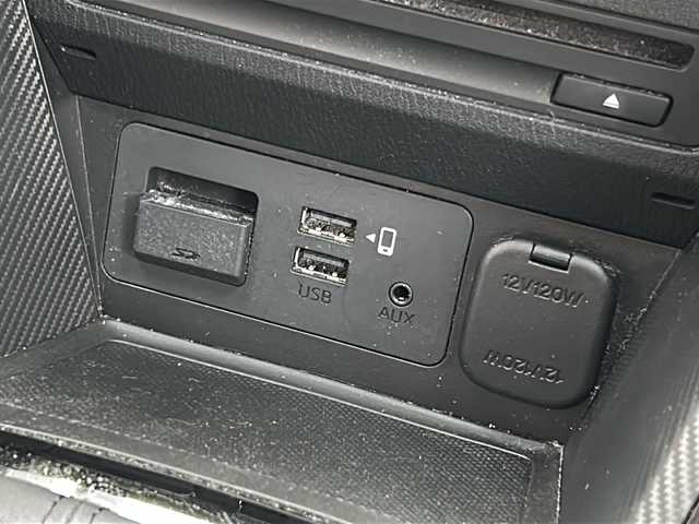 マツダ マツダ２ 15S プロアクティブ 広島県 2019(令1)年 7.3万km ソウルレッドクリスタルM 禁煙車/ＣＤ／ＤＶＤプレーヤー/地上デジタルＴＶチューナー（フルセグ）/シャークフィンアンテナ（ラジオ用）/３６０°ビュー・モニター/フロントパーキングセンサー（センター／コーナー）/自動防眩ルームミラー/セーフティクルーズパッケージ/・スマート・ブレーキ・サポート/・レーンキープ・アシスト・システム/・アダプティブ・ＬＥＤ・ヘッドライト＋ヘッドランプユニット内シグネクチャーＬＥＤランプ/・ステアリングスイッチパネル加飾（サテンクロームメッキ）/・マツダ・レーダー・クルーズ・コントロール［全車速追従機能付］/SBS/SCBS /交通標識認識/HUD/BSM/マツダコネクトナビ/・Bluetooth/USB/AUX/ステアリングスイッチ/オートライト/ドアバイザー/ETC