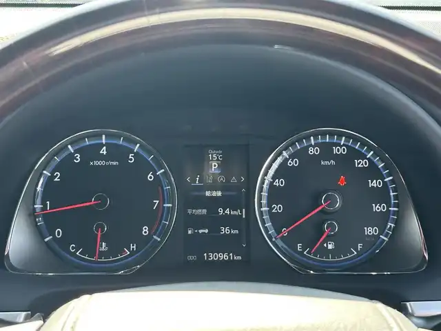 トヨタ ハリアー プレミアム 兵庫県 2015(平27)年 13.1万km ブラック 純正メモリーナビ(NSZN-W64T)/フルセグTV/CD/DVD/Bluetooth/FM/AM/バックカメラ/ビルトインETC/前後ドライブレコーダー(ZDR-015)/レーンディパーチャーアラート/オートマチックハイビーム/クルーズコントロール/ステアリングスイッチ/パワーバックドア/ハーフレザーシート/LEDヘッドライト/フォグランプ/オートライト/電格ミラー/MTモード付きAT/D席パワーシート/プッシュスタート/アイドリングストップ/横滑り防止装置/純正フロアマット/スペアキー1本/新車時保証書/取扱説明書