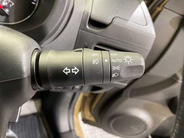 日産 エクストレイル 20GT S 愛媛県 2013(平25)年 12.9万km ベージュ MATブラックペイント（グリル　ミラー　アルミホイール等）/外装ベージュオールペイント//ディーゼルターボ/4WD/純正7型SDナビ(MC312D-A)/Bluetooth　フルセグＴＶ　DVD/バックカメラ/アドバンスドヒルディセントコントロール（速度設定機能付）/オートライトシステム/カブロンシート