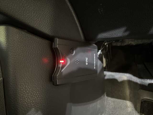 日産 エクストレイル 20GT S 愛媛県 2013(平25)年 12.9万km ベージュ MATブラックペイント（グリル　ミラー　アルミホイール等）/外装ベージュオールペイント//ディーゼルターボ/4WD/純正7型SDナビ(MC312D-A)/Bluetooth　フルセグＴＶ　DVD/バックカメラ/アドバンスドヒルディセントコントロール（速度設定機能付）/オートライトシステム/カブロンシート