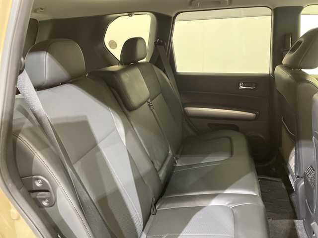 日産 エクストレイル 20GT S 愛媛県 2013(平25)年 12.9万km ベージュ MATブラックペイント（グリル　ミラー　アルミホイール等）/外装ベージュオールペイント//ディーゼルターボ/4WD/純正7型SDナビ(MC312D-A)/Bluetooth　フルセグＴＶ　DVD/バックカメラ/アドバンスドヒルディセントコントロール（速度設定機能付）/オートライトシステム/カブロンシート