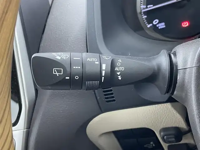 トヨタ ランドクルーザー プラド TX Lパッケージ マットブラED 埼玉県 2022(令4)年 2.2万km ホワイトパールクリスタルシャイン サンルーフ　純正ディスプレイオーディオ　バックカメラ　ベージュレザー　ビルトインＥＴＣ　前後ドライブレコーダー　セーフティセンス　レーダークルーズ　ＨＤＭＩ　シートヒーター　ベンチレーション　ＬＥＤ