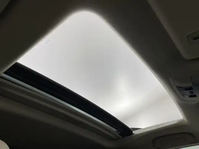 トヨタ ランドクルーザー プラド TX Lパッケージ マットブラED 埼玉県 2022(令4)年 2.2万km ホワイトパールクリスタルシャイン サンルーフ　純正ディスプレイオーディオ　バックカメラ　ベージュレザー　ビルトインＥＴＣ　前後ドライブレコーダー　セーフティセンス　レーダークルーズ　ＨＤＭＩ　シートヒーター　ベンチレーション　ＬＥＤ