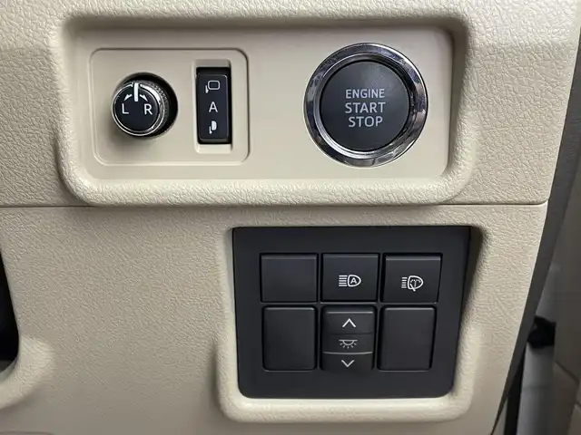 トヨタ ランドクルーザー プラド TX Lパッケージ マットブラED 埼玉県 2022(令4)年 2.2万km ホワイトパールクリスタルシャイン サンルーフ　純正ディスプレイオーディオ　バックカメラ　ベージュレザー　ビルトインＥＴＣ　前後ドライブレコーダー　セーフティセンス　レーダークルーズ　ＨＤＭＩ　シートヒーター　ベンチレーション　ＬＥＤ