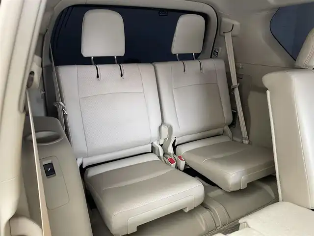 トヨタ ランドクルーザー プラド TX Lパッケージ マットブラED 埼玉県 2022(令4)年 2.2万km ホワイトパールクリスタルシャイン サンルーフ　純正ディスプレイオーディオ　バックカメラ　ベージュレザー　ビルトインＥＴＣ　前後ドライブレコーダー　セーフティセンス　レーダークルーズ　ＨＤＭＩ　シートヒーター　ベンチレーション　ＬＥＤ