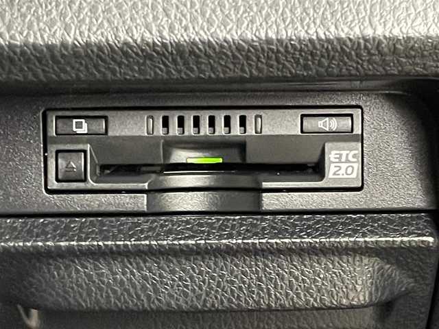 トヨタ ヴォクシー ZS 煌Ⅱ 埼玉県 2019(令1)年 4.7万km ブラッキッシュアゲハガラスフレーク ＴＲＤエアロ　純正ナビ　バックカメラ　ビルトインＥＴＣ２．０　クルーズコントロール　セーフティセンス　両側パワースライドドア　純正アルミホイール　スマートキー　オートハイビーム　ＬＥＤヘッドライト