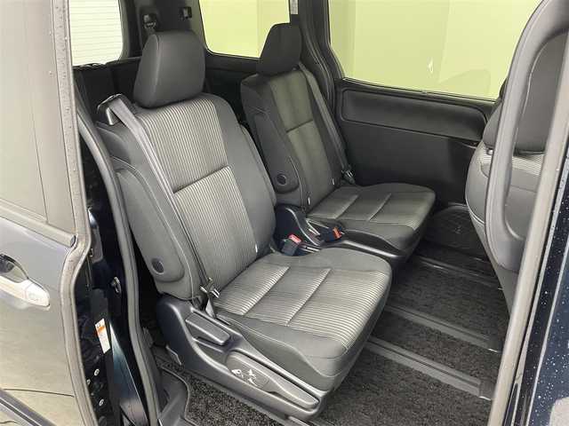 トヨタ ヴォクシー ZS 煌Ⅱ 埼玉県 2019(令1)年 4.7万km ブラッキッシュアゲハガラスフレーク ＴＲＤエアロ　純正ナビ　バックカメラ　ビルトインＥＴＣ２．０　クルーズコントロール　セーフティセンス　両側パワースライドドア　純正アルミホイール　スマートキー　オートハイビーム　ＬＥＤヘッドライト