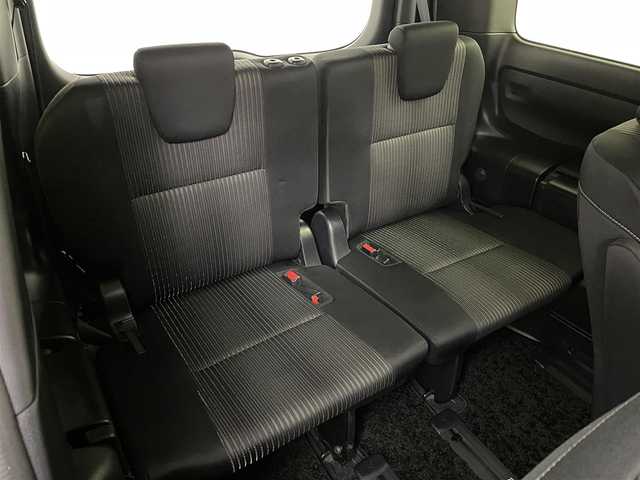 トヨタ ヴォクシー ZS 煌Ⅱ 埼玉県 2019(令1)年 4.7万km ブラッキッシュアゲハガラスフレーク ＴＲＤエアロ　純正ナビ　バックカメラ　ビルトインＥＴＣ２．０　クルーズコントロール　セーフティセンス　両側パワースライドドア　純正アルミホイール　スマートキー　オートハイビーム　ＬＥＤヘッドライト