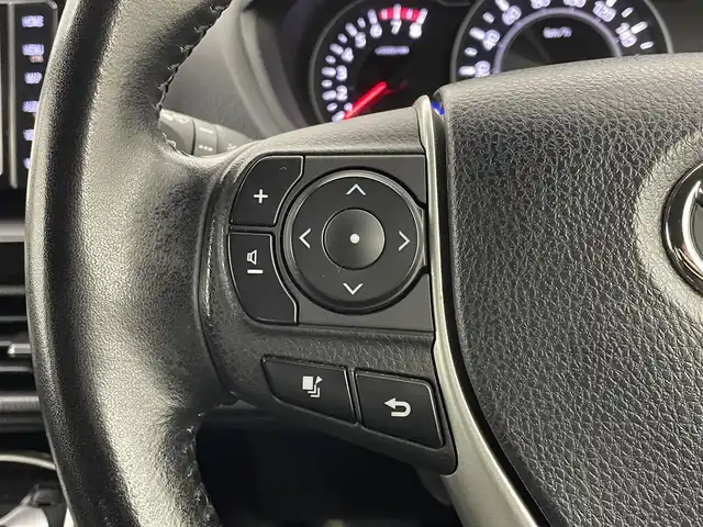 トヨタ ヴォクシー ZS 煌Ⅱ 埼玉県 2019(令1)年 4.7万km ブラッキッシュアゲハガラスフレーク ＴＲＤエアロ　純正ナビ　バックカメラ　ビルトインＥＴＣ２．０　クルーズコントロール　セーフティセンス　両側パワースライドドア　純正アルミホイール　スマートキー　オートハイビーム　ＬＥＤヘッドライト