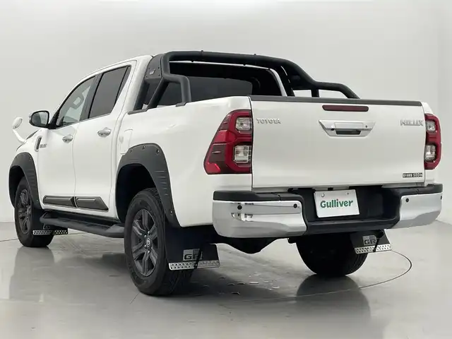 トヨタ ハイラックス Z 熊本県 2022(令4)年 1.8万km スーパーホワイトⅡ ４ＷＤ/ＧＲスポーツバー　/バックカメラ　/ＥＴＣ　/社外ナビCN-F1D9HD（ＣＤ・ＤＶＤ・フルセグ・ＢＴ）/前後クリアランスソナー　/トヨタセーフティーセンス/・プリクラッシュセーフティ/・レーンディパーチャーアラート/・オートハイビーム/・アダブティブクルーズコントロール/・ロードサインアシスト/ダウンヒルアシスト/横滑り防止/アイドリングストップ/純正フロアマット/純正１７インチAW/オーバーフェンダー/GRマッドフラップ/オートライト/LEDヘッドライト/フォグライト/スマートキー/プッシュスタート/スペアキー1本/保証書/取扱説明書