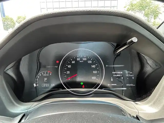 ホンダ ヴェゼル RS ホンダセンシング 熊本県 2020(令2)年 5.6万km プラチナホワイトパール ワンオーナー/ホンダセンシング/純正ナビ/（CD・DVD・フルセグTV・BTオーディオ・SD）/バックカメラ/ビルトインETC/純正18インチAW/レーダークルーズ/パドルシフト/ハーフレザーシート/前席シートヒーター/LEDヘッドライト/オートライト/LEDフォグライト/横滑り防止装置/ウィンカーミラー/純正フロアマット/純正ドアバイザー/新車保証書/取扱説明書/スマートスペアキー×1本
