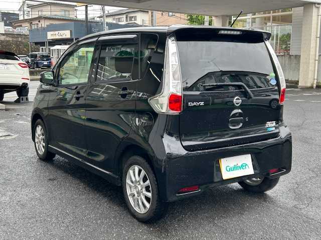 日産 デイズ ハイウェイスターX 宮城県 2013(平25)年 8.7万km ブラック バックカメラ/ワンセグテレビ/メモリナビ/冬タイヤ社外アルミ14インチ/純正フロアマット/アイドリングストップ/プッシュスタート/取扱説明書