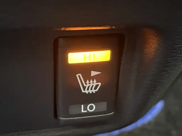 日産 セレナ e－パワー ハイウェイスター V 群馬県 2020(令2)年 5.5万km ブリリアントホワイトパール 雹害　純正１０インチナビ　プロパイロット　ブラインドスポットモニター　レーンキープアシスト　エマージェンシーブレーキ　アラウンドビューモニター　デジタルインナーミラー　ステアリングヒーター　ＥＴＣ