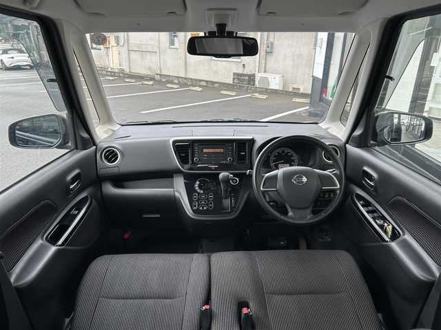 日産 デイズ ルークス X Vセレクション 佐賀県 2018(平30)年 1.8万km ブラック 衝突軽減システム/バックモニター/アラウンドビューモニター/前後コーナーセンサー/両側パワースライドドア/ワンタッチパワースライド/純正フロアマット/純正14インチAW/LEDヘッドライト/スペアキー×１/取扱説明書/保証書