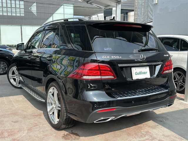 メルセデス・ベンツ ＧＬＥ３５０ｄ 京都府 2016(平28)年 8.1万km オブシディアンブラック  純正ナビ/　・フルセグTV/　・BTオーディオ/　・CD/DVD/　・全方位カメラ/ MOPサンルーフ/ 衝突軽減ブレーキ/ ステアリングアシスト/ レーンキープアシスト/ BSM/ ヒルディセントアシスト/ レザーシート/ 前席メモリ付きパワーシート/ シートヒーター/ ハーマンカードンサウンドシステム/ パークトロニック/ ルーフレール/ サイドステップ/ 純正フロアマット/ ドライブレコーダー/ 社外21インチアルミホイール/ LEDヘッドライト