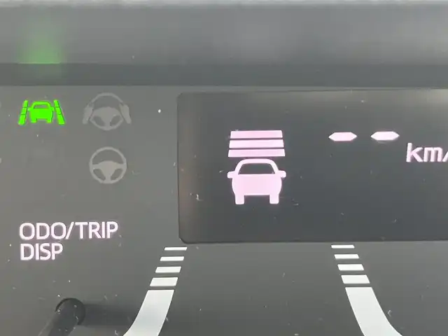 ダイハツ タント カスタム RS 神奈川県 2023(令5)年 4.6万km ブラックマイカメタリック/シャイニングホワイトパール ターボ/スマートアシスト/・衝突回避支援ブレーキ/・衝突警報機能/・ブレーキ制御付誤発進抑制機能/・車線逸脱警報機能/・車線逸脱抑制制御機能/・路側逸脱警報機能/・ふらつき機能/・先行車発進お知らせ機能/・標識認識機能/・アダプティブドライビングビーム/・コーナーセンサー/パノラマモニター/両側パワースライドドア/純正メモリーナビ/・フルセグTV/・CD/DVD再生/・BT接続/ETC/電動パーキング/・オートブレーキホールド/ハーフレザーシート/・前席シートヒーター/・後席用シートバックテーブル/レザーステアリング/・ステアリモコン/後席ロールアップサンシェード/ISOFIX/アイドリングストップ/プッシュスタート/スマートキー×2個/社外17インチアルミホイール/LEDヘッドライト/LEDフォグランプ/純正ドアバイザー/純正フロアマット/車両保証書/車両取説/ナビ取説/純正アルミホイール/スタッドレス付き車載