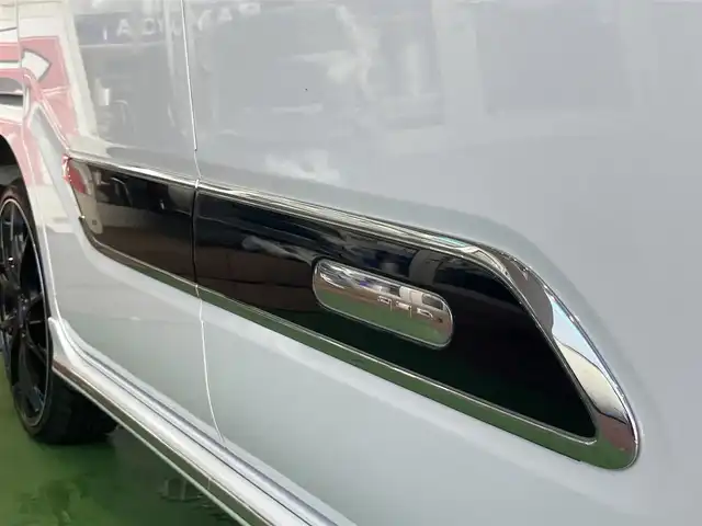 ダイハツ タント カスタム RS 神奈川県 2023(令5)年 4.6万km ブラックマイカメタリック/シャイニングホワイトパール ターボ/スマートアシスト/・衝突回避支援ブレーキ/・衝突警報機能/・ブレーキ制御付誤発進抑制機能/・車線逸脱警報機能/・車線逸脱抑制制御機能/・路側逸脱警報機能/・ふらつき機能/・先行車発進お知らせ機能/・標識認識機能/・アダプティブドライビングビーム/・コーナーセンサー/パノラマモニター/両側パワースライドドア/純正メモリーナビ/・フルセグTV/・CD/DVD再生/・BT接続/ETC/電動パーキング/・オートブレーキホールド/ハーフレザーシート/・前席シートヒーター/・後席用シートバックテーブル/レザーステアリング/・ステアリモコン/後席ロールアップサンシェード/ISOFIX/アイドリングストップ/プッシュスタート/スマートキー×2個/社外17インチアルミホイール/LEDヘッドライト/LEDフォグランプ/純正ドアバイザー/純正フロアマット/車両保証書/車両取説/ナビ取説/純正アルミホイール/スタッドレス付き車載