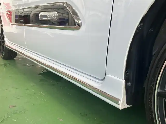 ダイハツ タント カスタム RS 神奈川県 2023(令5)年 4.6万km ブラックマイカメタリック/シャイニングホワイトパール ターボ/スマートアシスト/・衝突回避支援ブレーキ/・衝突警報機能/・ブレーキ制御付誤発進抑制機能/・車線逸脱警報機能/・車線逸脱抑制制御機能/・路側逸脱警報機能/・ふらつき機能/・先行車発進お知らせ機能/・標識認識機能/・アダプティブドライビングビーム/・コーナーセンサー/パノラマモニター/両側パワースライドドア/純正メモリーナビ/・フルセグTV/・CD/DVD再生/・BT接続/ETC/電動パーキング/・オートブレーキホールド/ハーフレザーシート/・前席シートヒーター/・後席用シートバックテーブル/レザーステアリング/・ステアリモコン/後席ロールアップサンシェード/ISOFIX/アイドリングストップ/プッシュスタート/スマートキー×2個/社外17インチアルミホイール/LEDヘッドライト/LEDフォグランプ/純正ドアバイザー/純正フロアマット/車両保証書/車両取説/ナビ取説/純正アルミホイール/スタッドレス付き車載