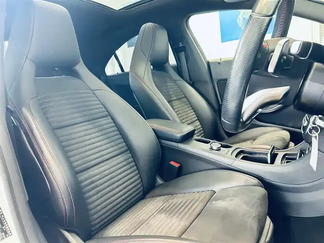 メルセデス・ベンツ ＣＬＡ１８０ AMG スタイル 大阪府 2018(平30)年 2.2万km ポーラホワイト AMGプレミアムP/レーダーセーフティP/サンルーフ/ハーマンカードン/ハーフレザー/メモリ付きパワーシート/シートヒーター/純正ナビ/TV/バックカメラ/applecarplay/ACC/ブラインドスポット/純正18インチAW/LEDヘッドライト/クリアランスソナー