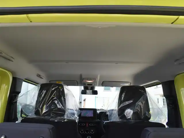 スズキ ジムニー XC 神奈川県 2023(令5)年 0.1千km キネティックイエロー/ブラックトップ2トーン ルーフキャリア/リアラダー/サイドガード/社外ナビ/フルセグテレビ/Bluetooth/クルーズコントロール/プッシュスタート/スマートキー/シートヒーター/保証書/取説/スペアスマートキー