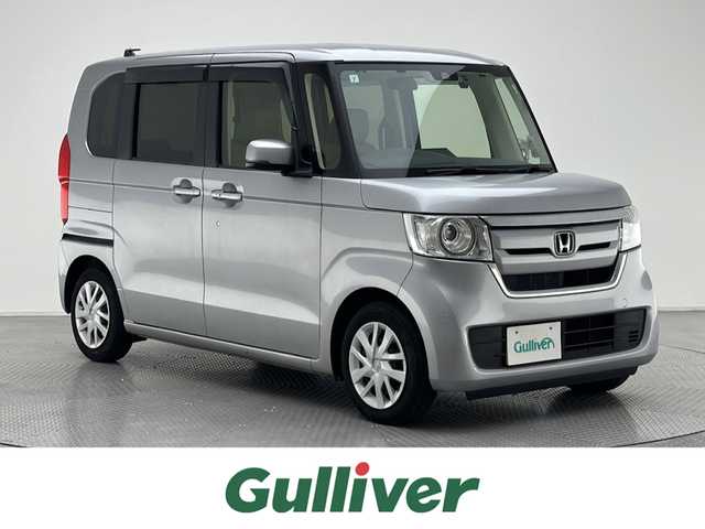 ホンダ Ｎ ＢＯＸ G ホンダセンシング 兵庫県 2019(令1)年 1万km ルナシルバーM 社外SDナビ(CD/DVD/SD/Bt/フルセグ)/・AVN-D9/ナビ内蔵前後ドライブレコーダー/バックカメラ/両側スライドドア/ACC/LKA/PCS/LEDヘッドライト/クリアランスソナー /ビルトインETC/社外マット/純正バイザー/スペアキーx１