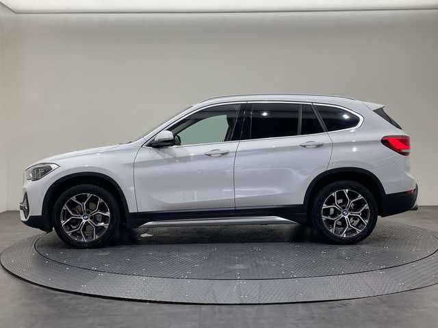 ＢＭＷ Ｘ１ xDrive 18d xライン 愛媛県 2022(令4)年 5.9万km アルピンホワイトⅢ 純正ナビ/Bluetooth/フルセグ/USB/バックカメラ/レーダークルーズコントロール/衝突被害軽減ブレーキ/レーンキープアシスト/前後コーナーセンサー/LEDヘッドライト/オートライト/ドライブレコーダー/ETC/電動リアゲート/ハーフレザー/パワーシート/ルーフレール/純正18インチアルミ/純正フロアマット