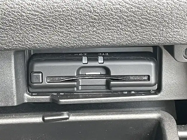 日産 セレナ ハイウェイスター V 東京都 2020(令2)年 4.9万km ブリリアントホワイトパール アラウンドビューモニター　/純正１０インチナビ　/・Ｂｌｕｅｔｏｏｔｈ　/・フルセグ　/・Ｂｌｕ－ｒａｙ　/プロパイロット　/ブラインドスポットモニター　/エマージェンシーブレーキ　/ＬＥＤヘッドライト