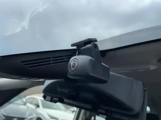 日産 セレナ ハイウェイスター V 東京都 2020(令2)年 4.9万km ブリリアントホワイトパール アラウンドビューモニター　/純正１０インチナビ　/・Ｂｌｕｅｔｏｏｔｈ　/・フルセグ　/・Ｂｌｕ－ｒａｙ　/プロパイロット　/ブラインドスポットモニター　/エマージェンシーブレーキ　/ＬＥＤヘッドライト