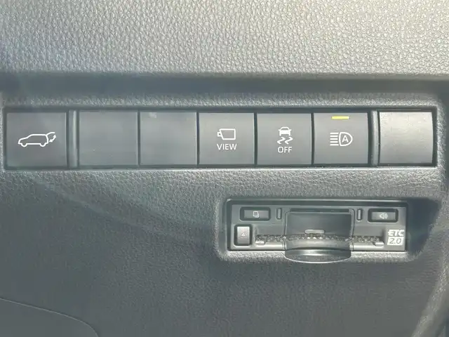 トヨタ ハリアー ハイブリッド Z 愛媛県 2024(令6)年 5.1万km ブラック 登録時走行距離：51051km/メーカーOP純正ナビ/AM/FM/BT/フルセグTV/Bluetooth/HDMI/JBL/ETC2.0/全周囲カメラ/前後ドラレコ/追従クルコン/エンジンスタートボタン/レーンキープアシスト/衝突軽減システム/横滑り防止装置/LEDヘッドライト/オートライト/オートハイビーム/ハーフレザーシート/電動リアゲート/スマートキー/純正アルミホイール/コーナーセンサー