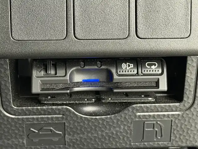 トヨタ タンク カスタムG－T 大阪府 2017(平29)年 3.4万km ブラックマイカメタリック ナビTV バックカメラ 両側パワースライドドア クルーズコントロール 衝突軽減ブレーキ レーンアシスト スマートキー プッシュスタート アイドリングストップ オートライト ドライブレコーダー ETC